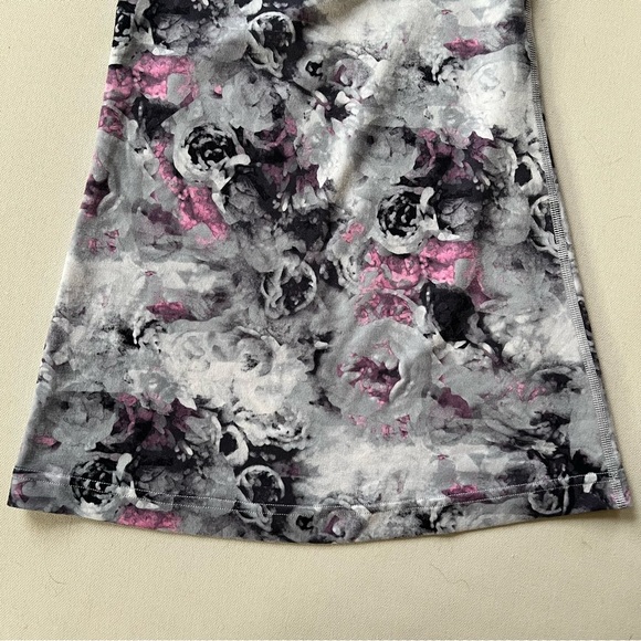 Lululemon Cool Racerback Moody Mirage Size 2 Women’s Tank Top Athletic Floral - Picture 9 of 10